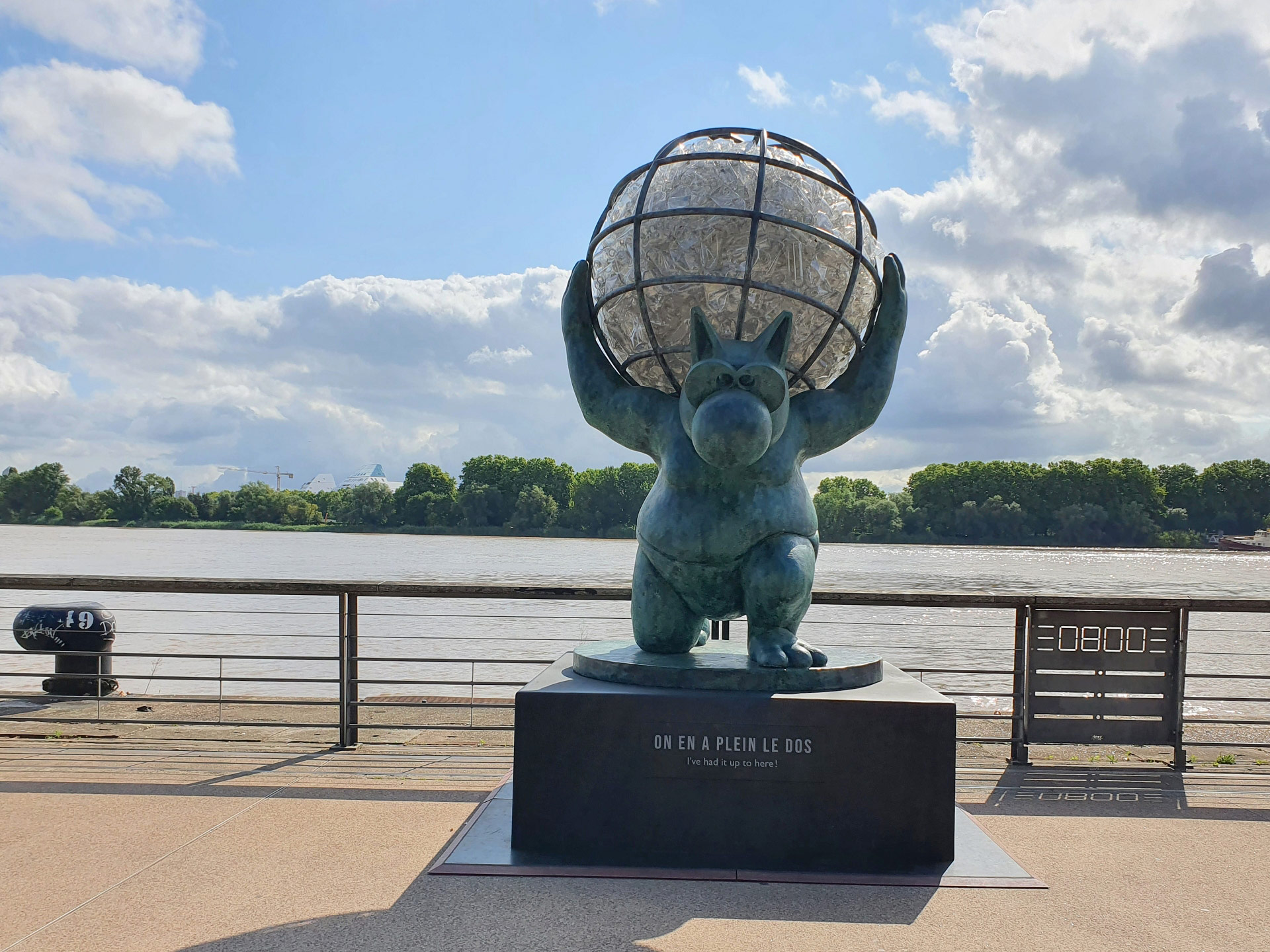 Geluck sculpture, Bordeaux